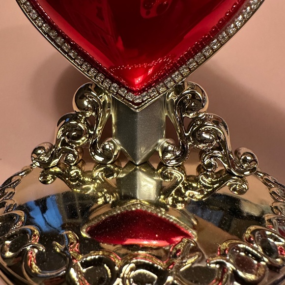 Bath & Body Works Disney Villains Heart Candle Holder - Picture 5 of 6